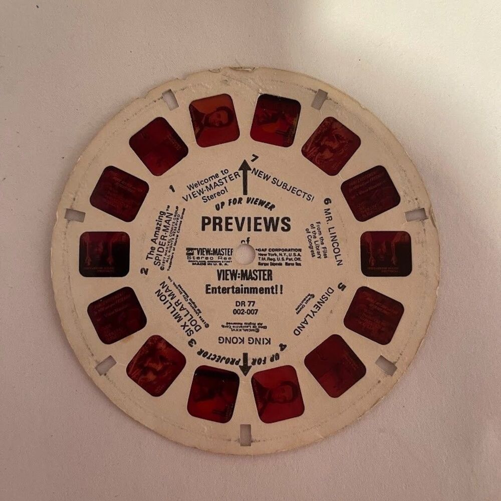 VTG Viewmaster 15 reels lot Disneyland, Disney, Monsters, Hanna Barbara w/ case - Picture 12 of 16